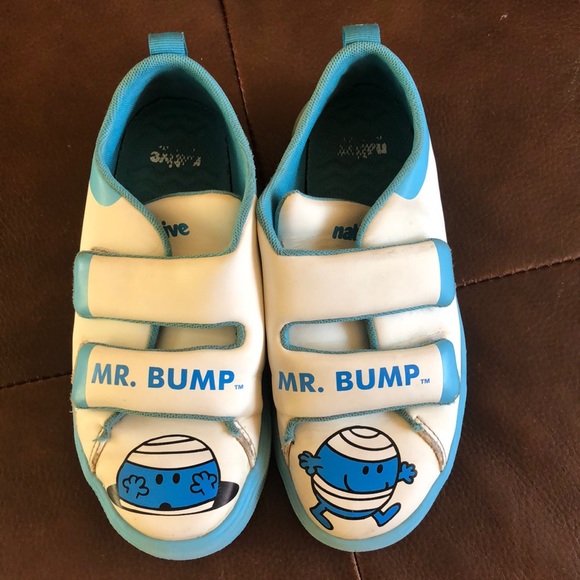 Native kid’s sneakers size J2 - Picture 1 of 1